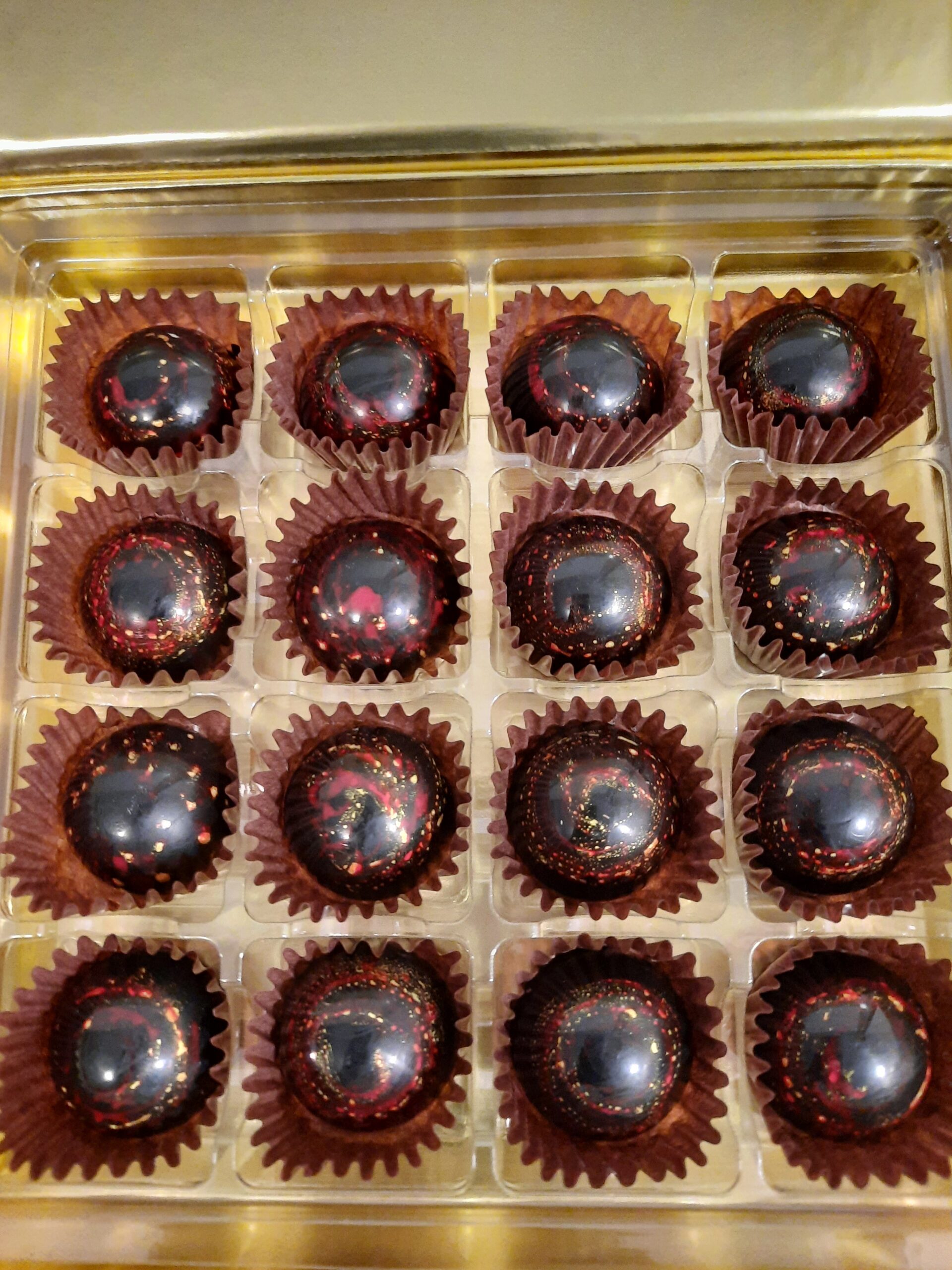 Delta-9 Chocolate Bon Bons, Organic Infused Chocolates - Image 2