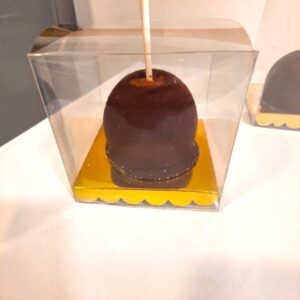 Organic Caramel Dark Chocolate Apple With Sea Salt,  4 Apples